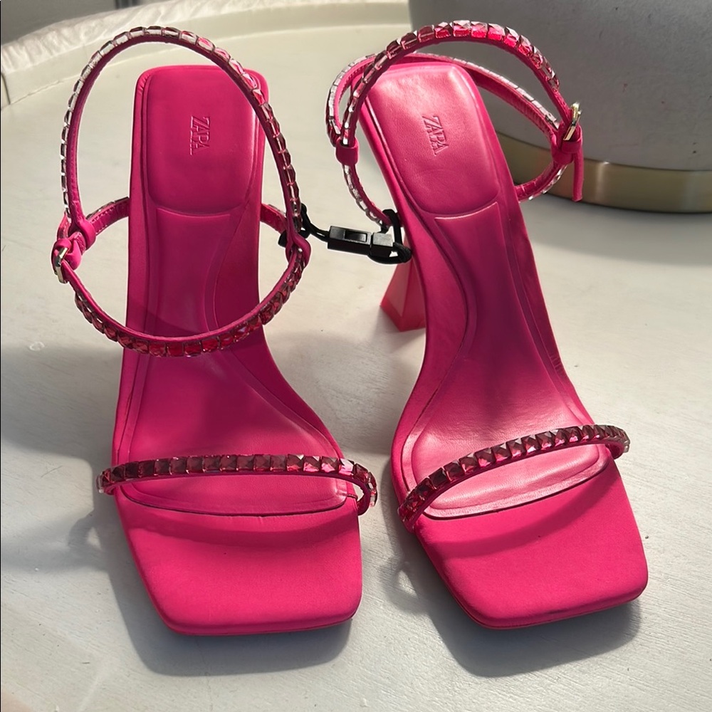 Zara Pink Stiletto Heels with Strappy Design heel 3.5 inch new without tag